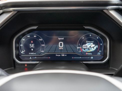 Used 2024 GMC Sierra 3500 Denali w/ Technology Package image 24