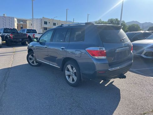 Used 2013 Toyota Highlander Limited w/ Convenience Pkg AWD/4WD image 13