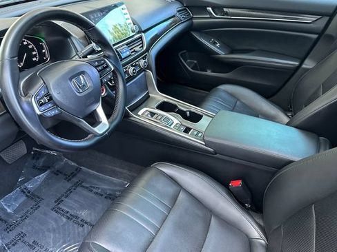 Used 2022 Honda Accord Touring image 7