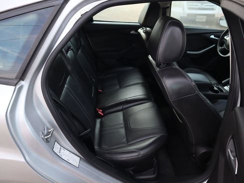 Used 2014 Ford Focus SE w/ Equipment Group 201A image 19
