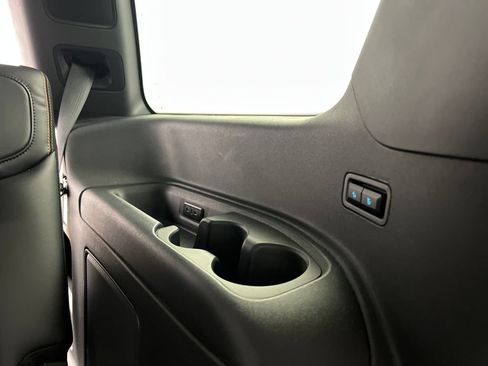 Used 2025 Ford Expedition Tremor AWD/4WD image 42