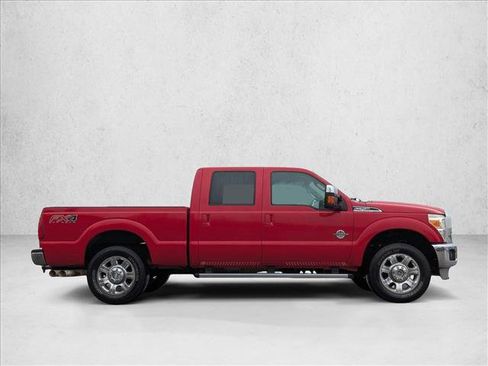 Used 2012 Ford F250 Lariat w/ Chrome Pkg image 4