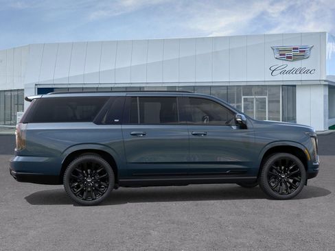 New 2026 Cadillac Escalade ESV Platinum Sport image 5