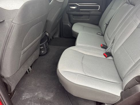 Used 2024 RAM 2500 Big Horn w/ Bed Utility Group image 19