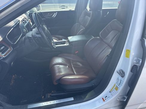 Used 2017 Lincoln Continental Reserve w/ Technology Package image 6