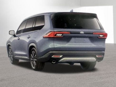 Used 2026 Toyota Grand Highlander AWD Hybrid image 4