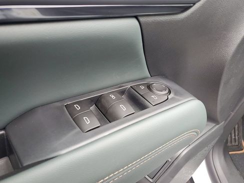 New 2026 GMC Terrain AT4 w/ Technology Package II AWD/4WD image 22