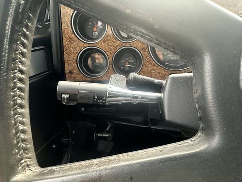 Used 1991 Chevrolet Blazer 4WD image 14