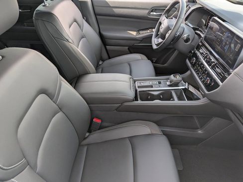 New 2026 Nissan Pathfinder SL FWD image 27