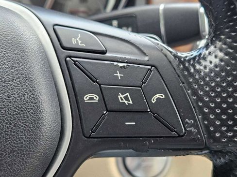 Used 2015 Mercedes-Benz GLA 250 image 19