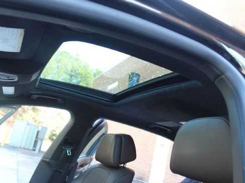 Used 2013 BMW 750Li xDrive AWD/4WD image 24