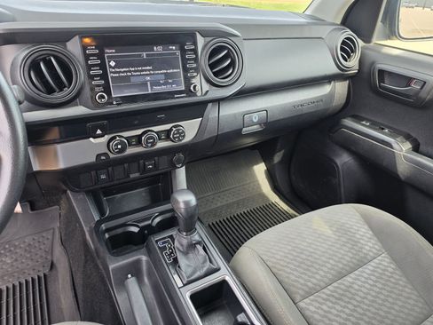 Used 2022 Toyota Tacoma SR w/ SR Convenience Package RWD image 23