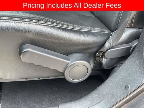 Used 2017 Jeep Wrangler Unlimited Rubicon AWD/4WD image 17
