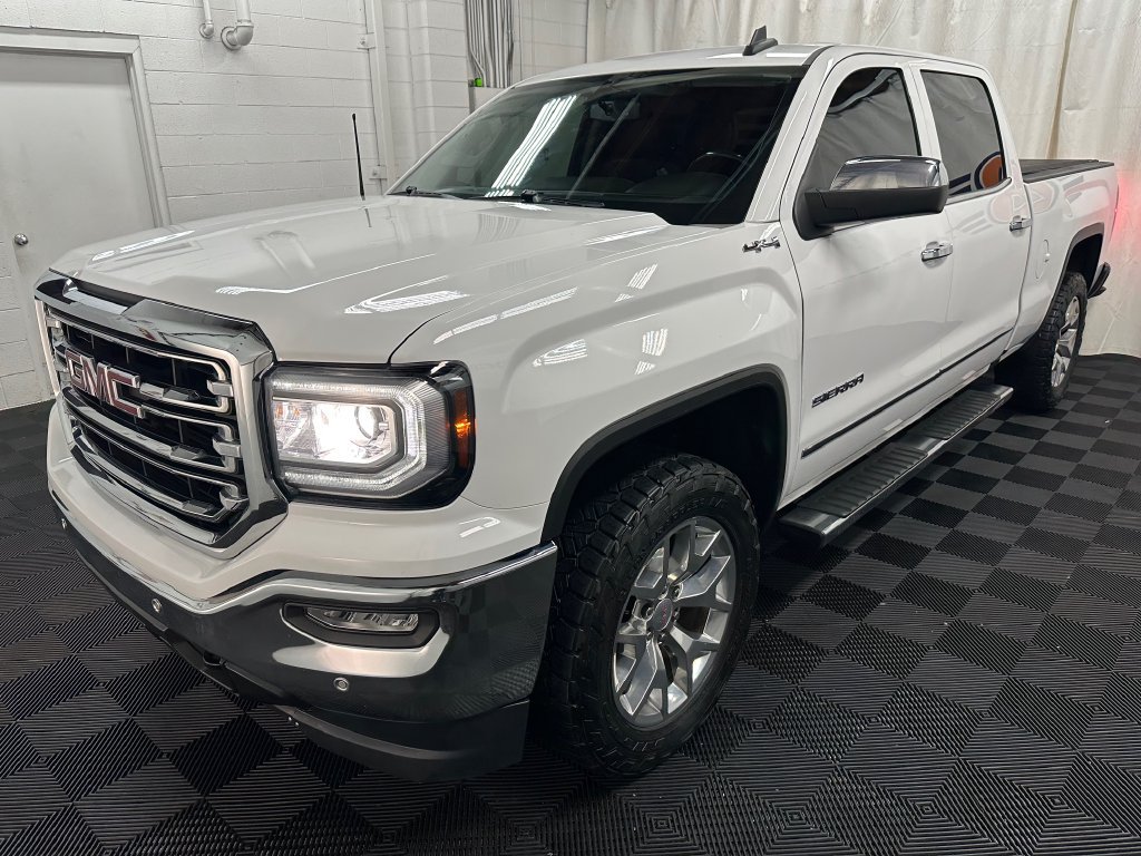 Used 2018 GMC Sierra 1500 SLT w/ SLT Premium Package AWD/4WD image 4