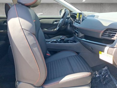 New 2026 Nissan Rogue SV w/ Rock Creek Premium Package AWD/4WD image 25