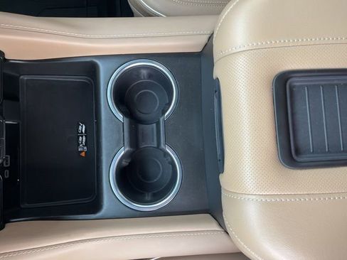 Used 2023 Chevrolet Tahoe Premier image 14