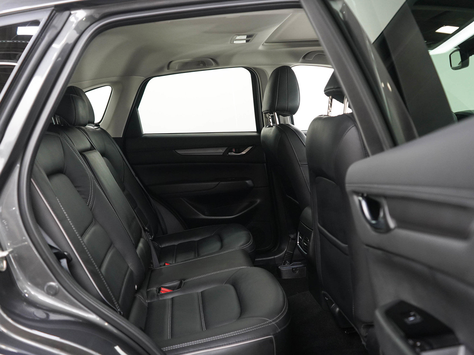 Used 2025 MAZDA CX-5 AWD 2.5 S w/ Preferred Package image 11