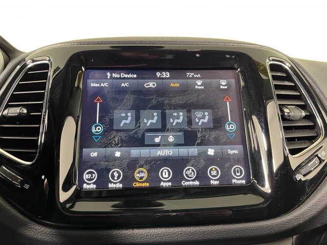 Used 2018 Jeep Compass Limited w/ Navigation Group AWD/4WD image 24
