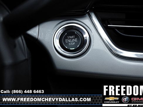 Certified 2025 Chevrolet Trax LT w/ Driver Confidence Package FWD image 24