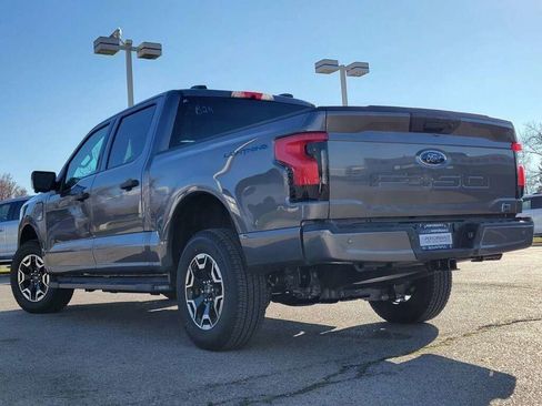 Used 2023 Ford F150 Lightning XLT image 14
