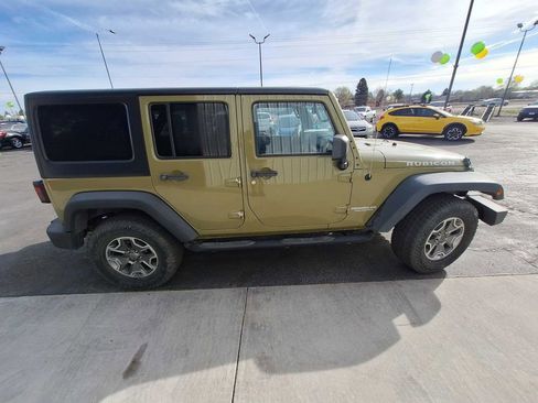 Used 2013 Jeep Wrangler Unlimited Rubicon w/ Connectivity Group image 9
