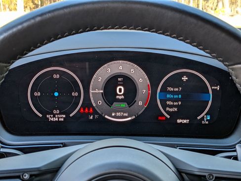 Certified 2025 Porsche Cayenne Coupe AWD/4WD image 20