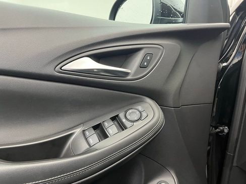 Used 2024 Buick Encore GX Sport Touring w/ Comfort Package image 18