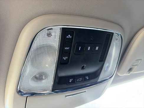 Used 2018 Dodge Durango GT w/ Premium Group image 29