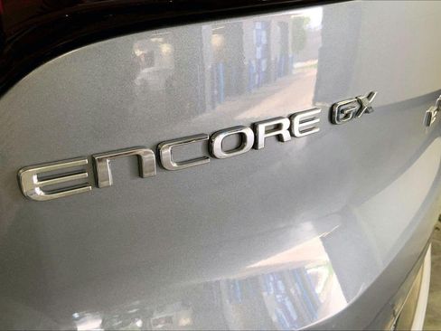 Used 2025 Buick Encore GX Preferred FWD image 8