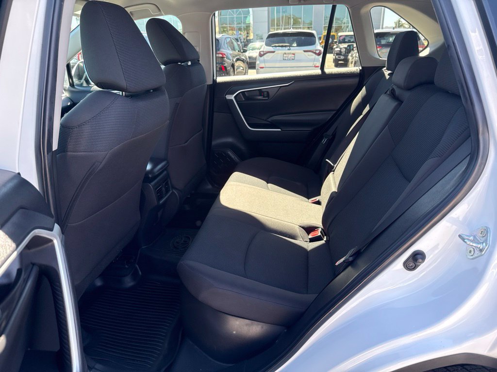 Used 2023 Toyota RAV4 LE AWD/4WD image 26