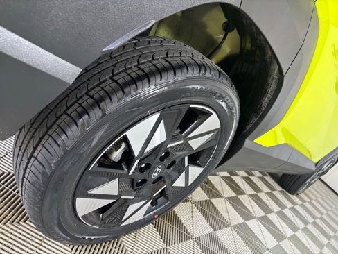 Used 2025 Hyundai Kona SEL image 31