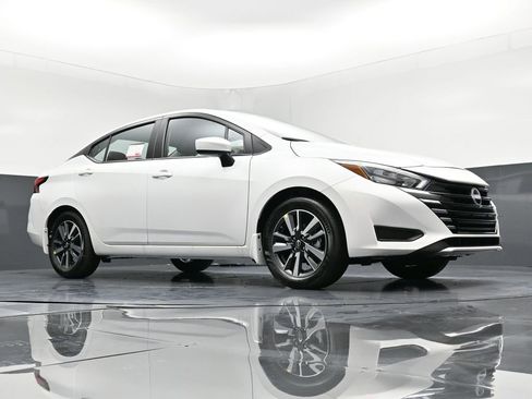 New 2025 Nissan Versa SV w/ Trunk Package image 27