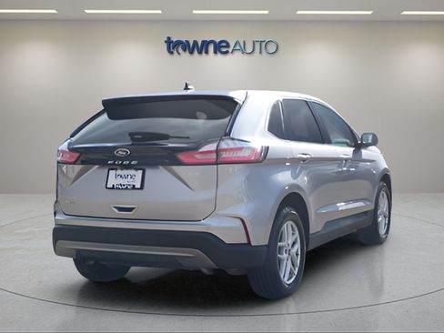 Used 2022 Ford Edge SEL AWD/4WD image 5