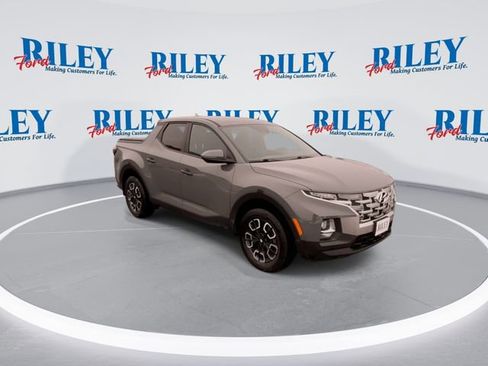 Used 2022 Hyundai Santa Cruz SEL w/ Winter Package image 2