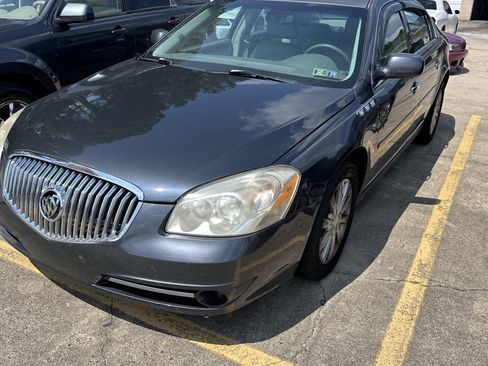 Used 2011 Buick Lucerne CXL FWD image 2