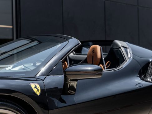 Used 2025 Ferrari 296 GTS RWD image 17
