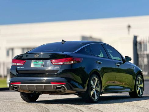 Used 2017 Kia Optima SX FWD image 11
