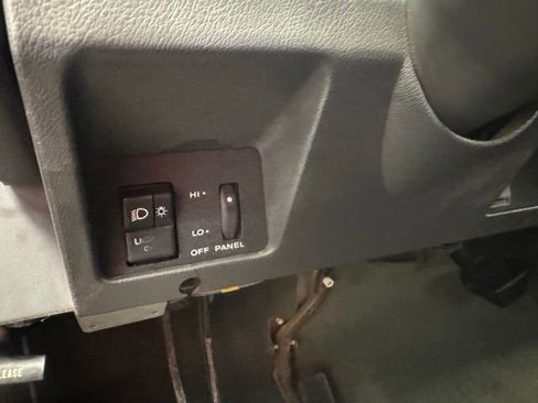 Used 1994 Jeep Wrangler Sahara AWD/4WD image 14