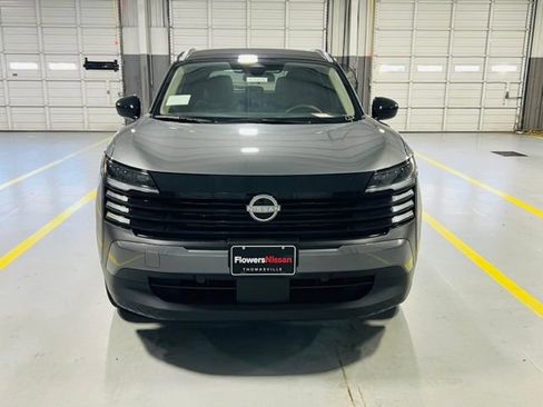 New 2026 Nissan Kicks SV FWD image 11