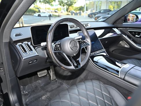 Used 2022 Mercedes-Benz S 580 4MATIC Sedan image 16