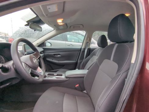 Used 2024 Nissan Sentra SV FWD image 6