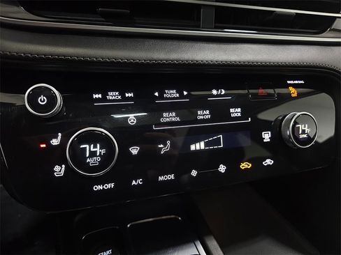 Used 2023 INFINITI QX60 Luxe w/ Cargo Package image 24