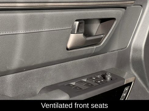 Used 2026 Toyota Tundra Limited image 26