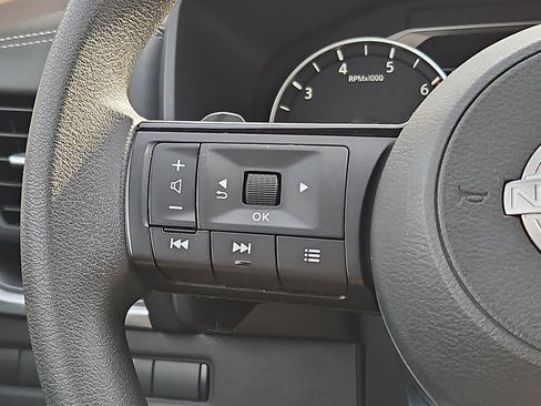 Certified 2023 Nissan Rogue SV image 19