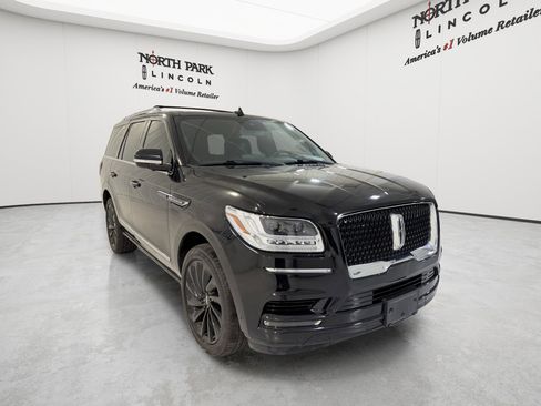 Used 2020 Lincoln Navigator Reserve w/ Equipment Group 208A Reserve AWD/4WD image 7