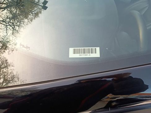 Used 2025 Jeep Compass Limited image 13