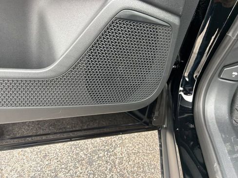 New 2026 Chevrolet Blazer EV LT image 14