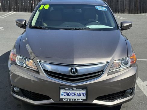 Used 2014 Acura ILX w/ Premium Package FWD image 2