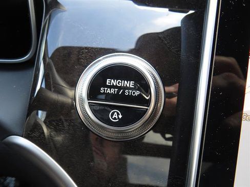 Used 2026 Mercedes-Benz GLC 300 4MATIC image 14