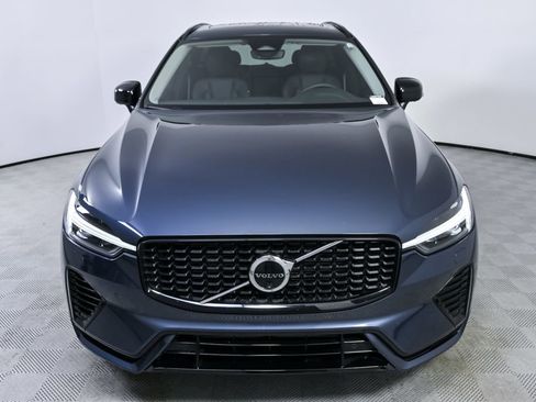 Used 2024 Volvo XC60 T8 Plus w/ Protection Package Premier AWD/4WD image 37